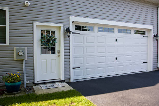 24/7 Emergency Garage Door Roller Replacement experts in Lena, IL